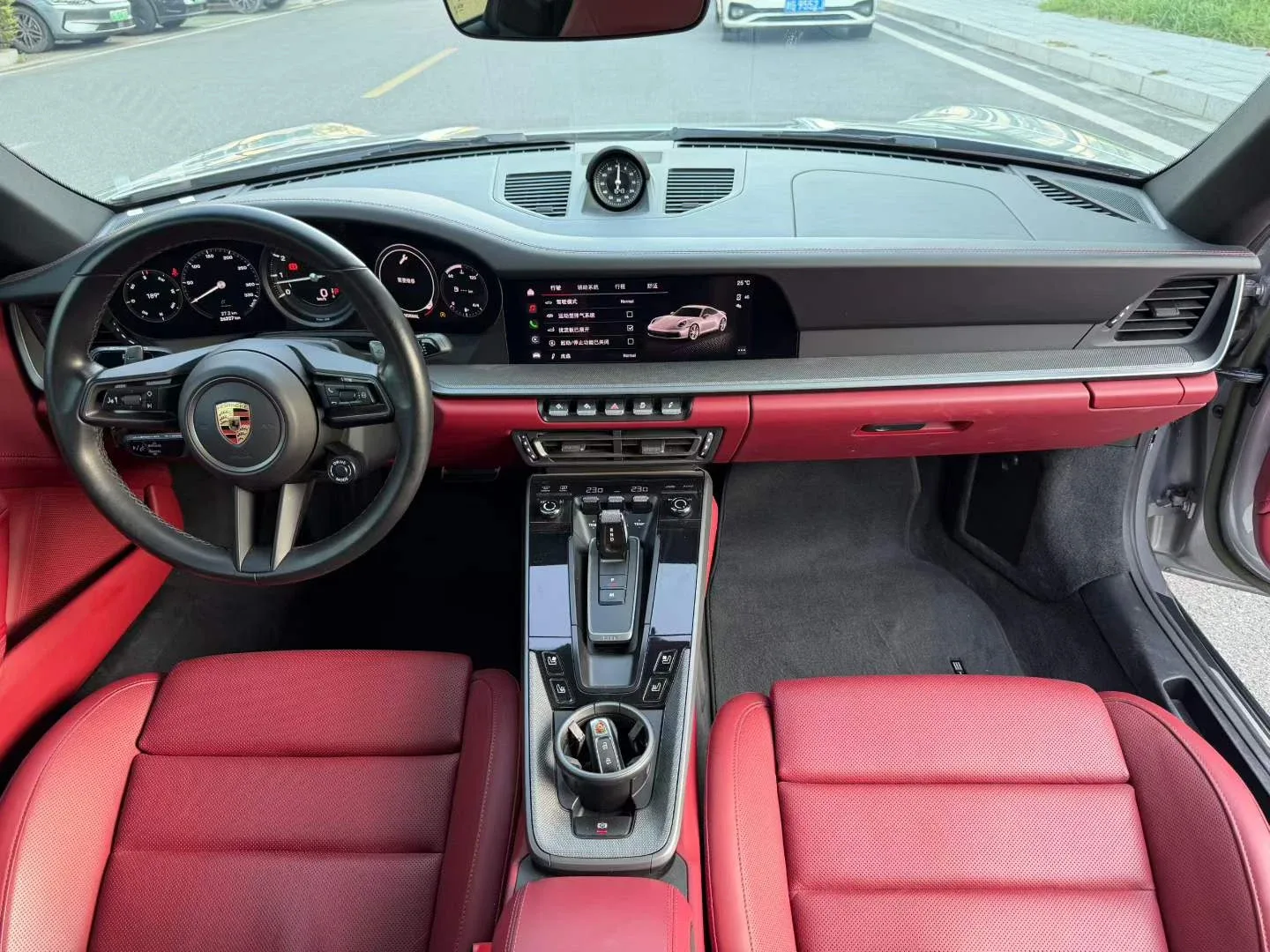 Porsche 911 Carrera