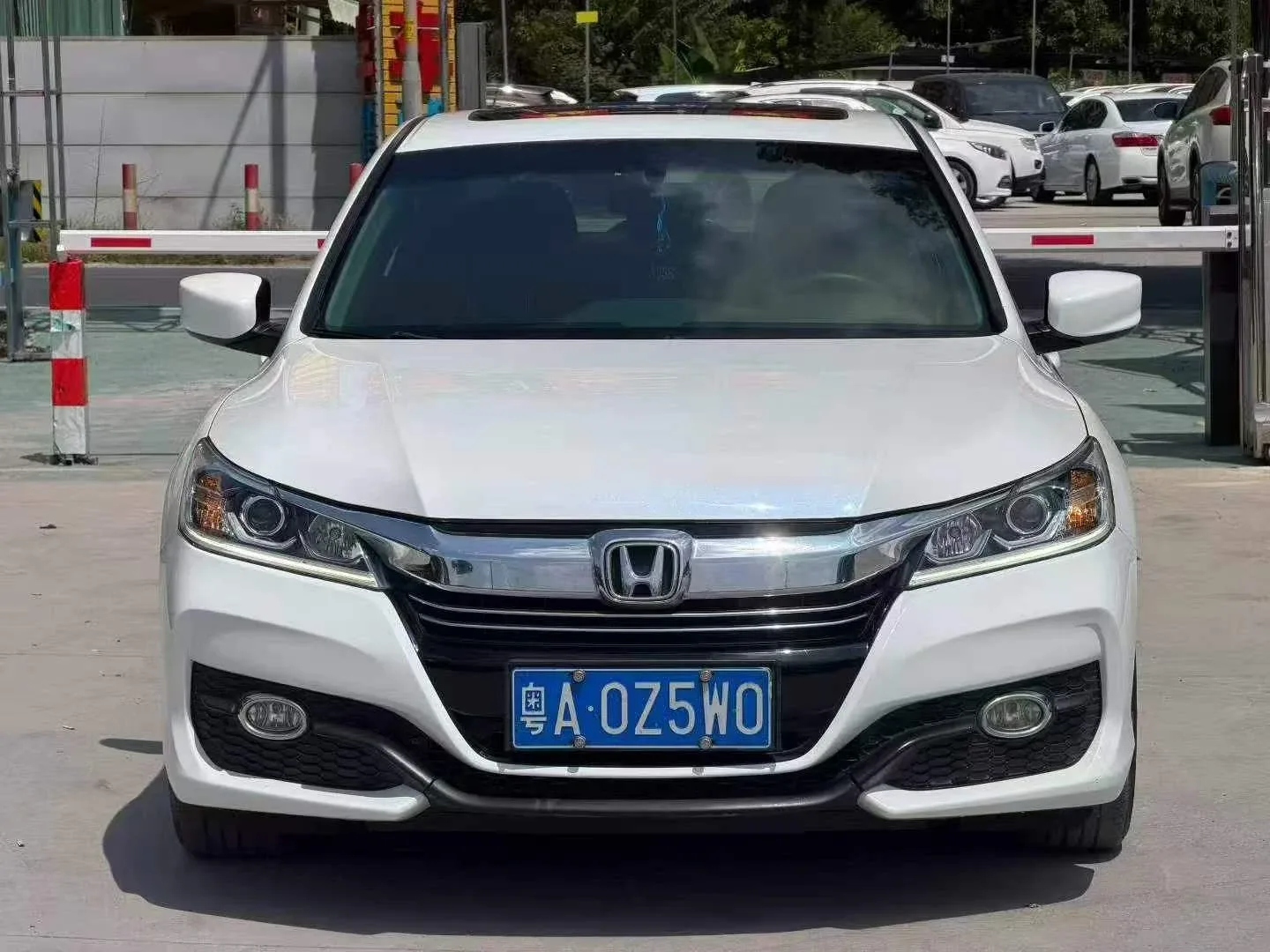 Honda Accord 2.0L