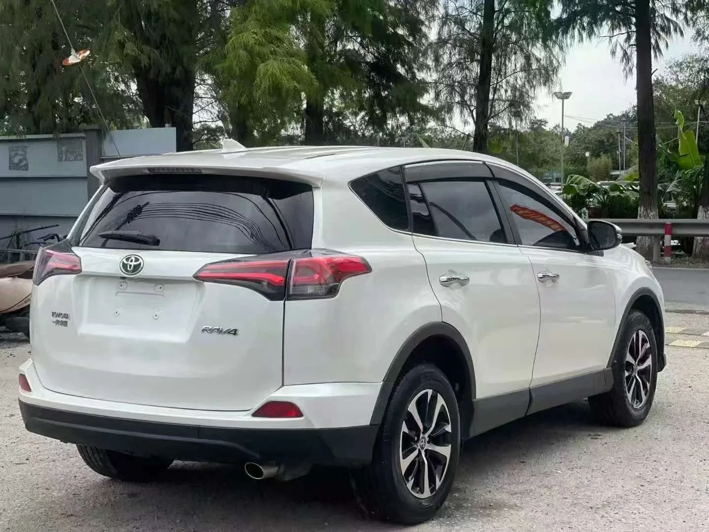 Toyota RAV4 2.0