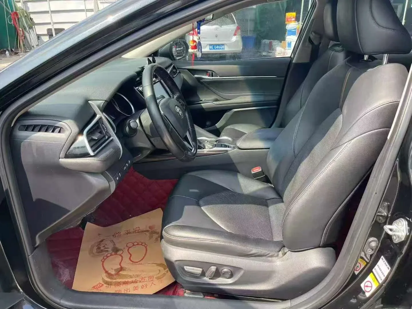 Toyota Camry 2.0G