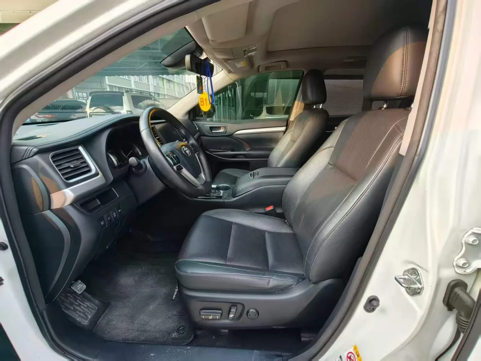 Toyota Highlander 2018 2.0T AWD Premier 7 мест