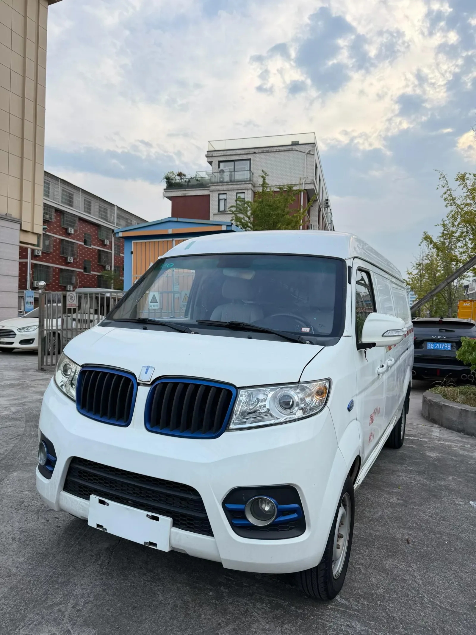 Geely E5L Electric Van