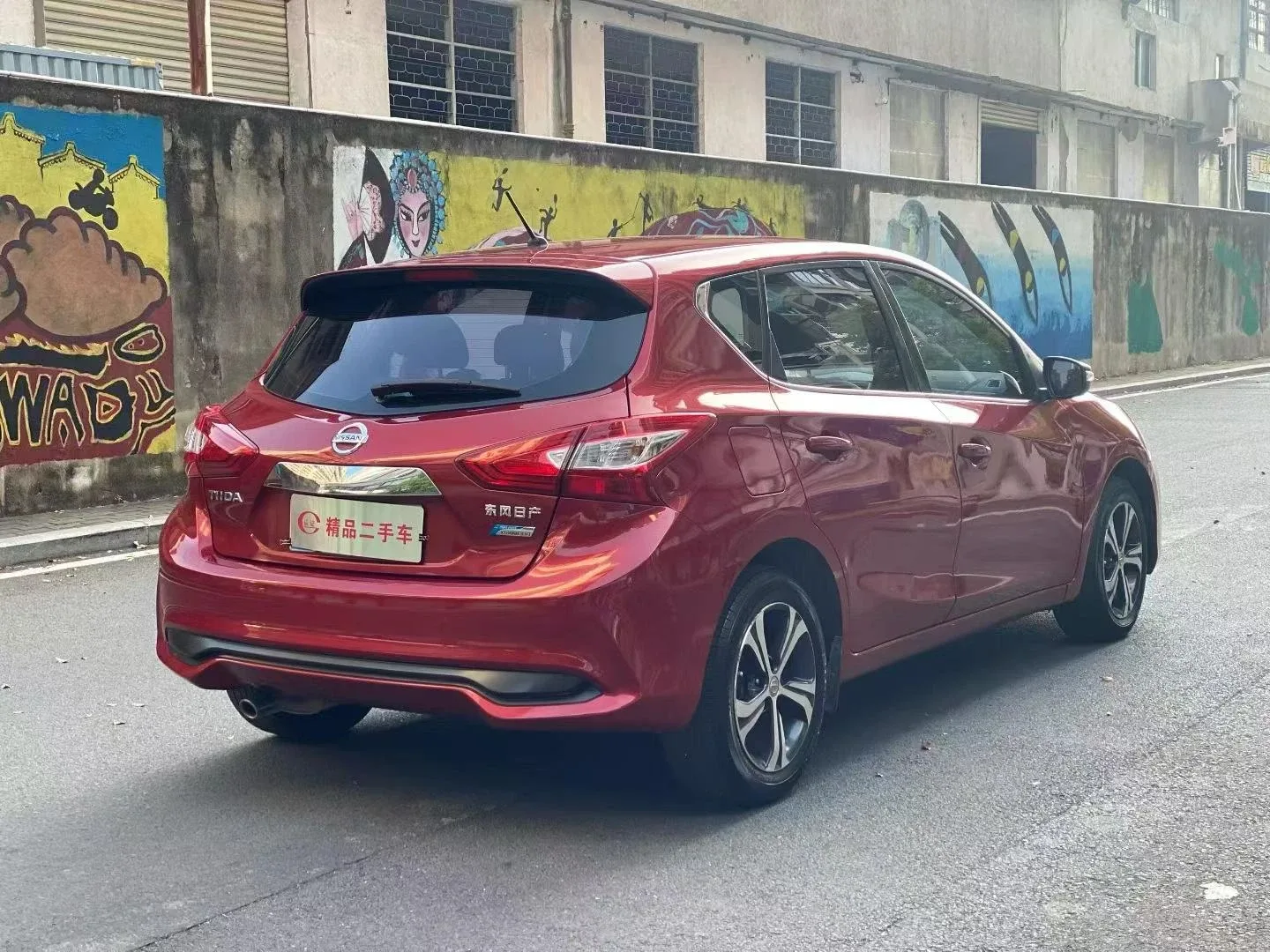 Nissan Tiida 1.6 CVT