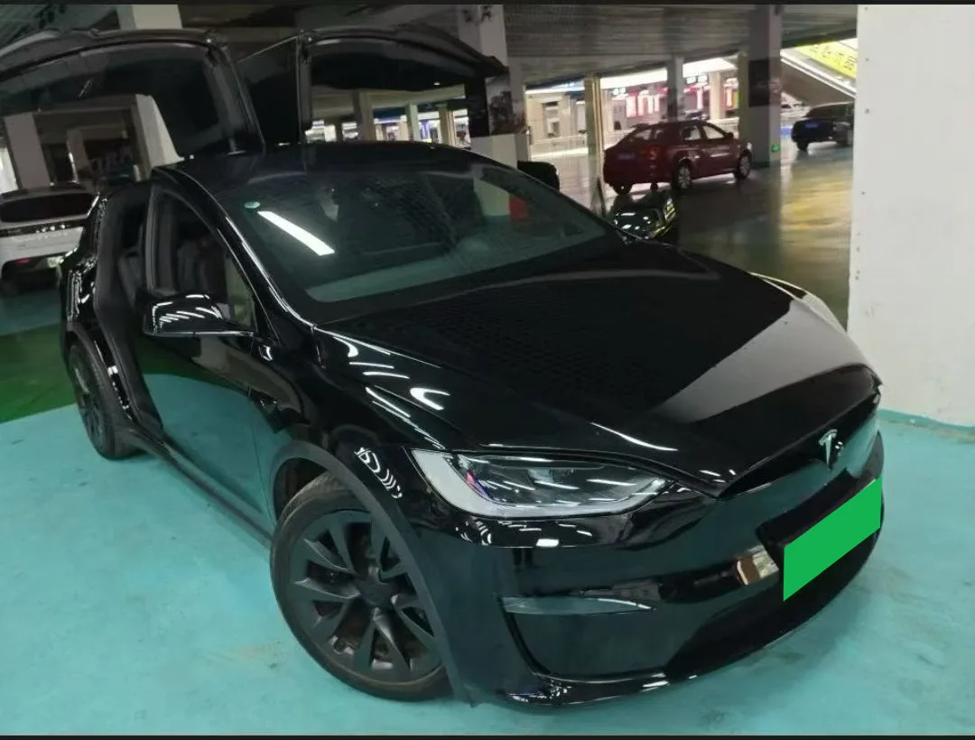 Tesla Model X 2023