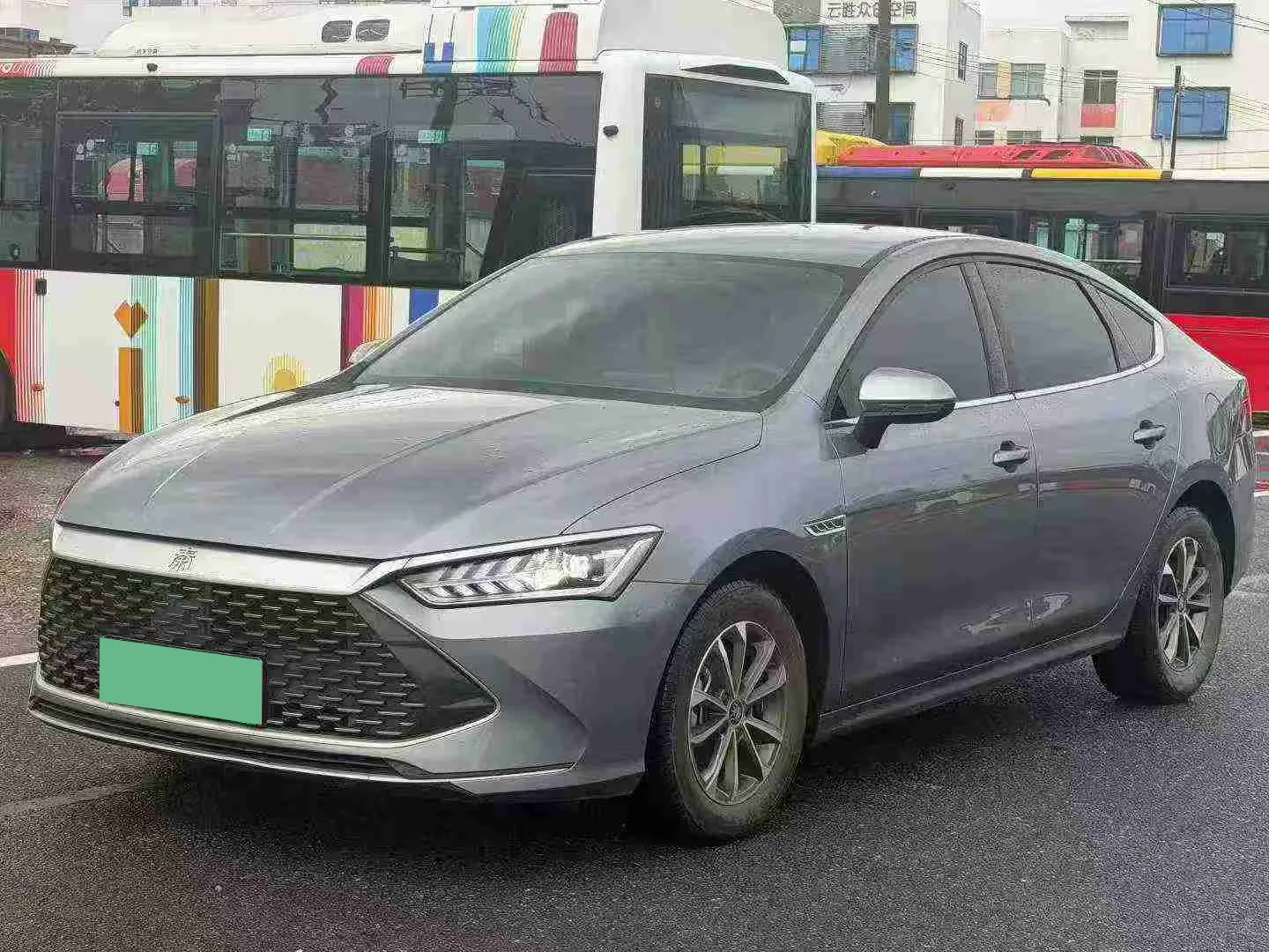 BYD Qin PLUS DM-i