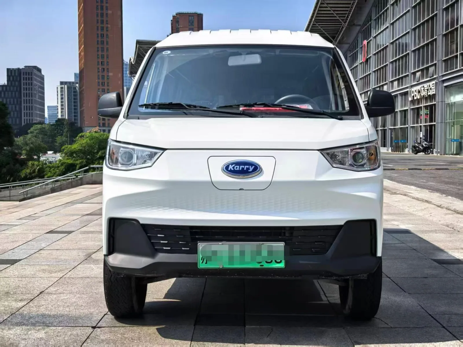 Karry Jiangtun E7 纯电客运面包车