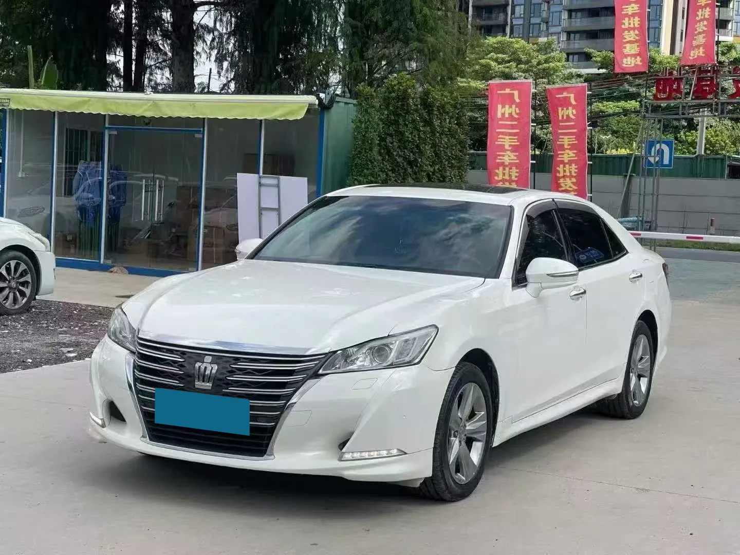 Toyota Crown 2.0T 2016