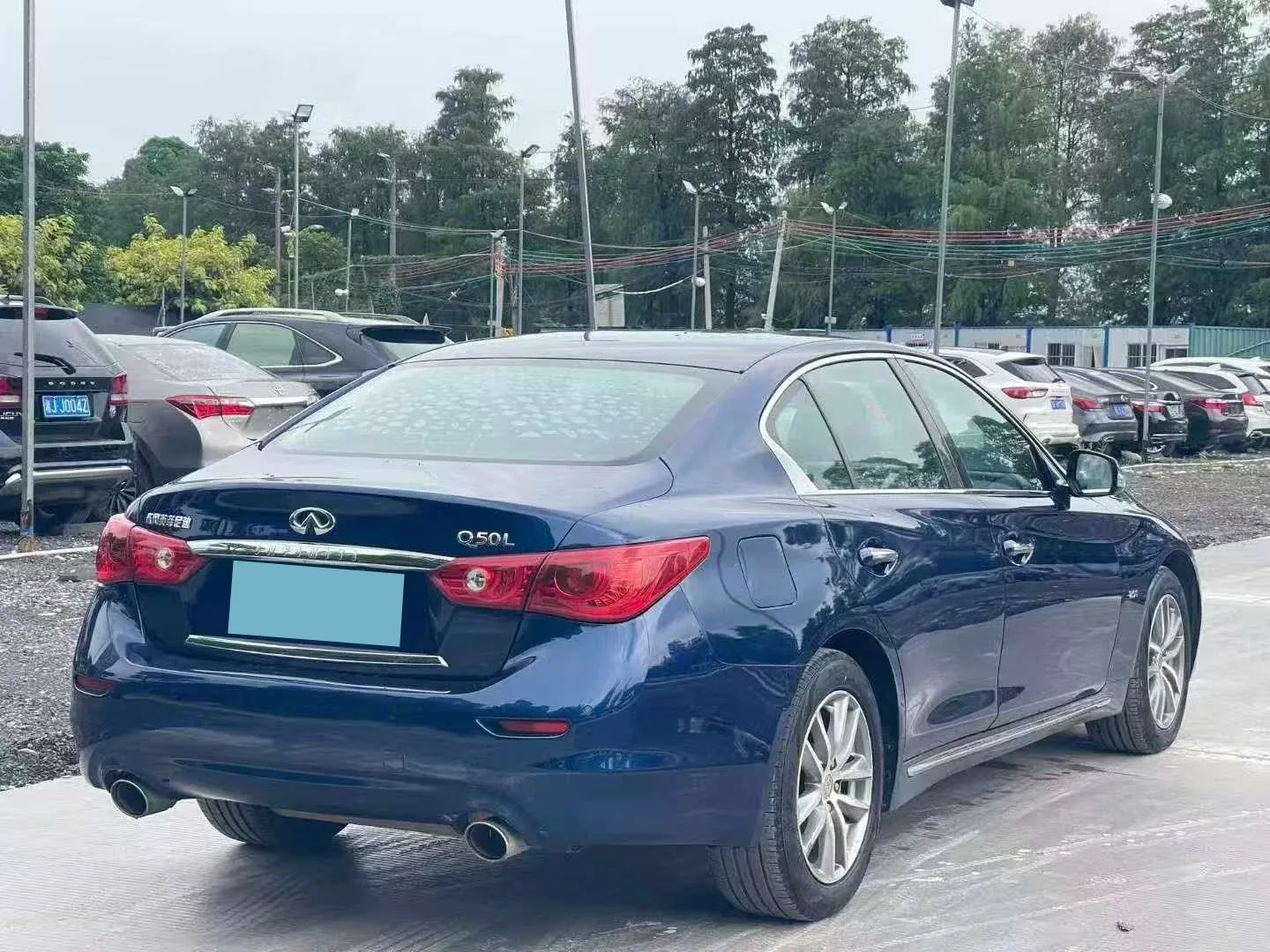 Infiniti Q50L 2.0T