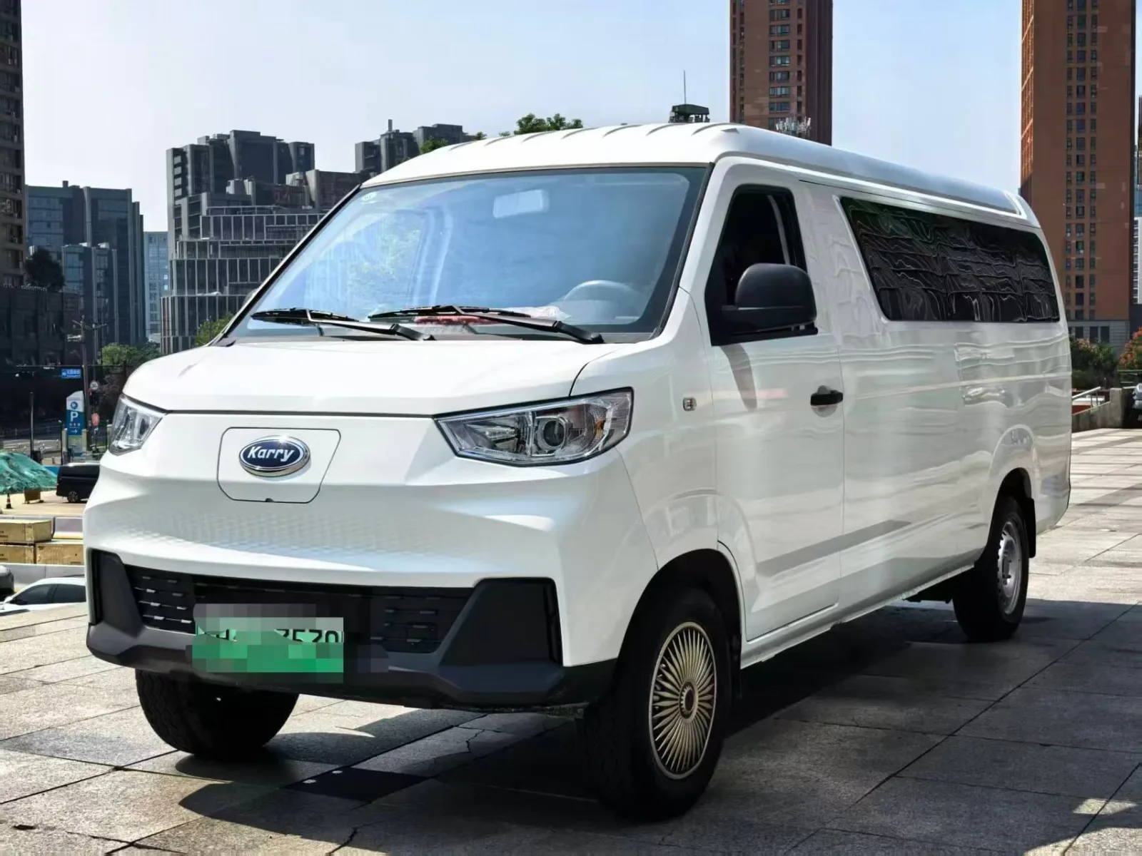 Karry Jiangtun E7 纯电客运面包车