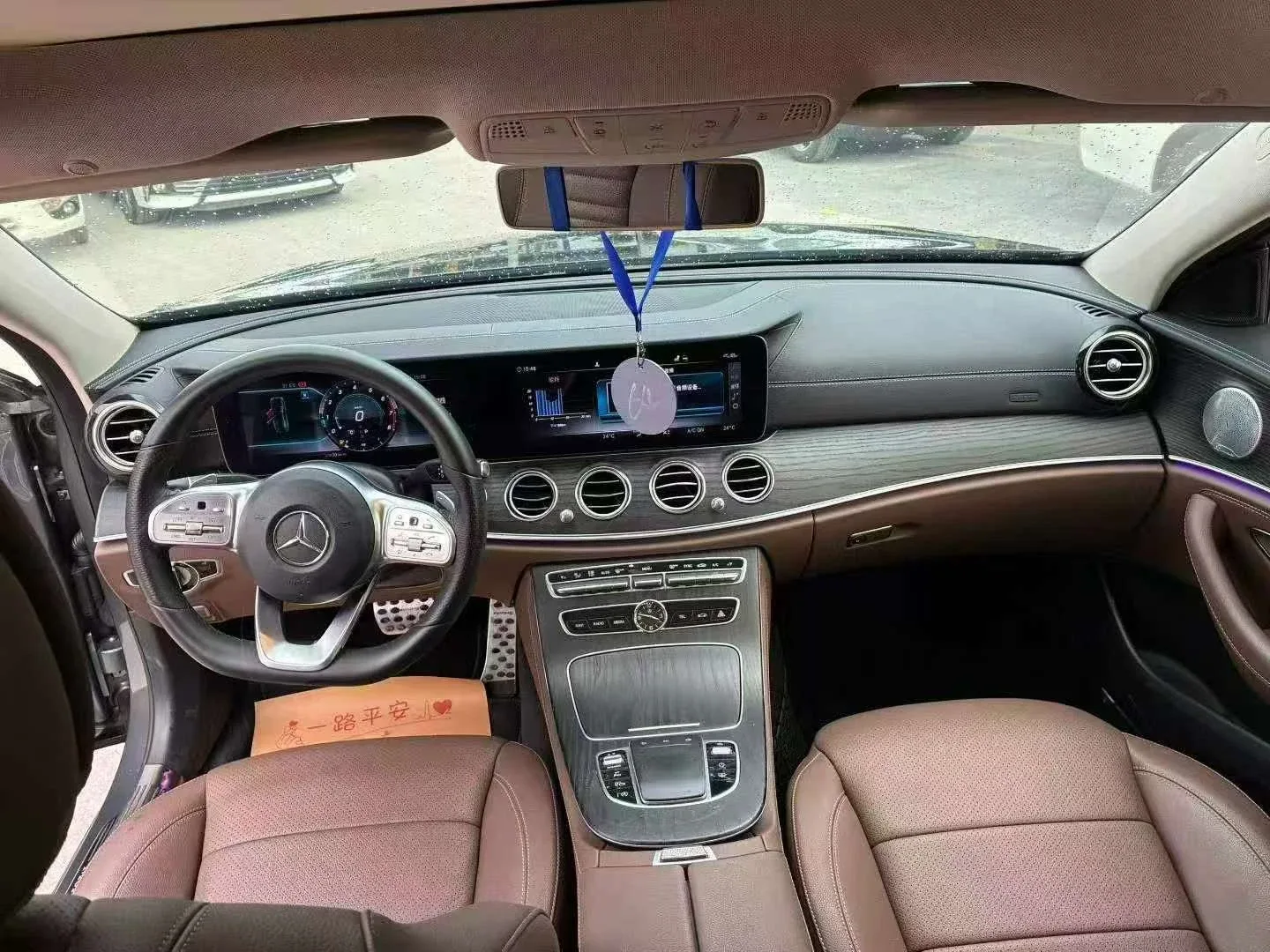 Mercedes-Benz E300L