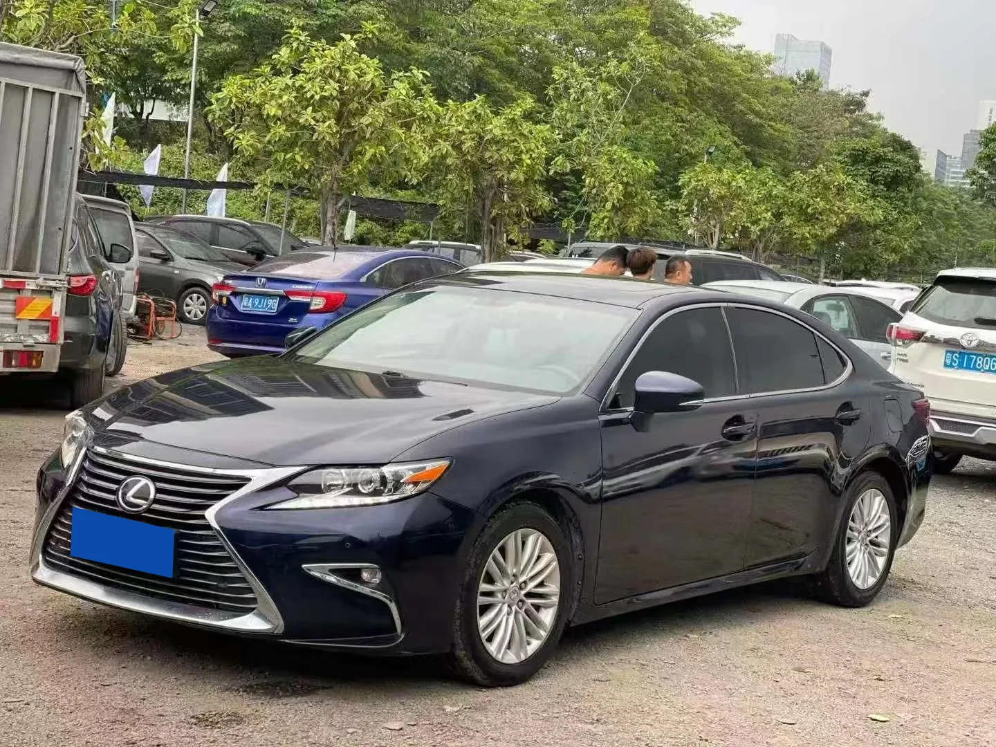 Lexus ES 200