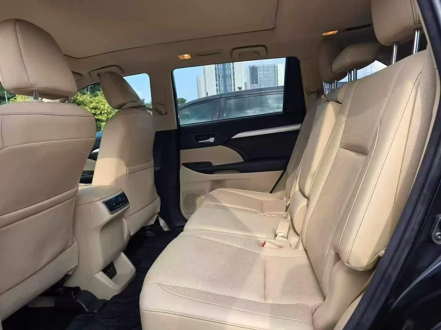 Toyota Highlander 2.0T AWD