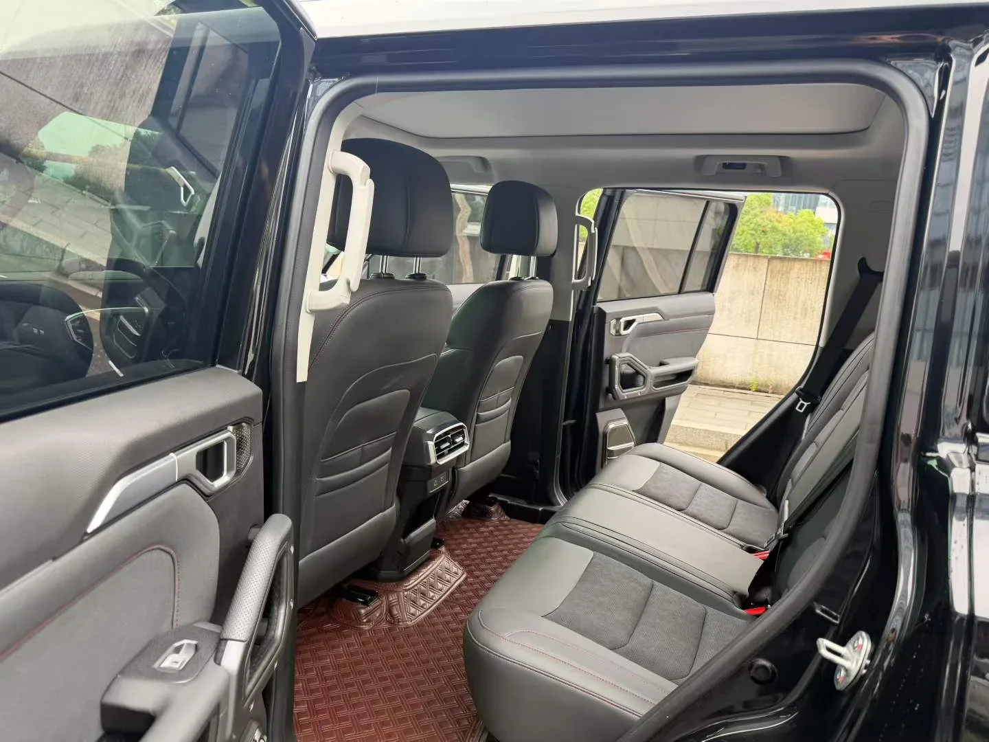 Jetour Traveler 2.0T 4WD