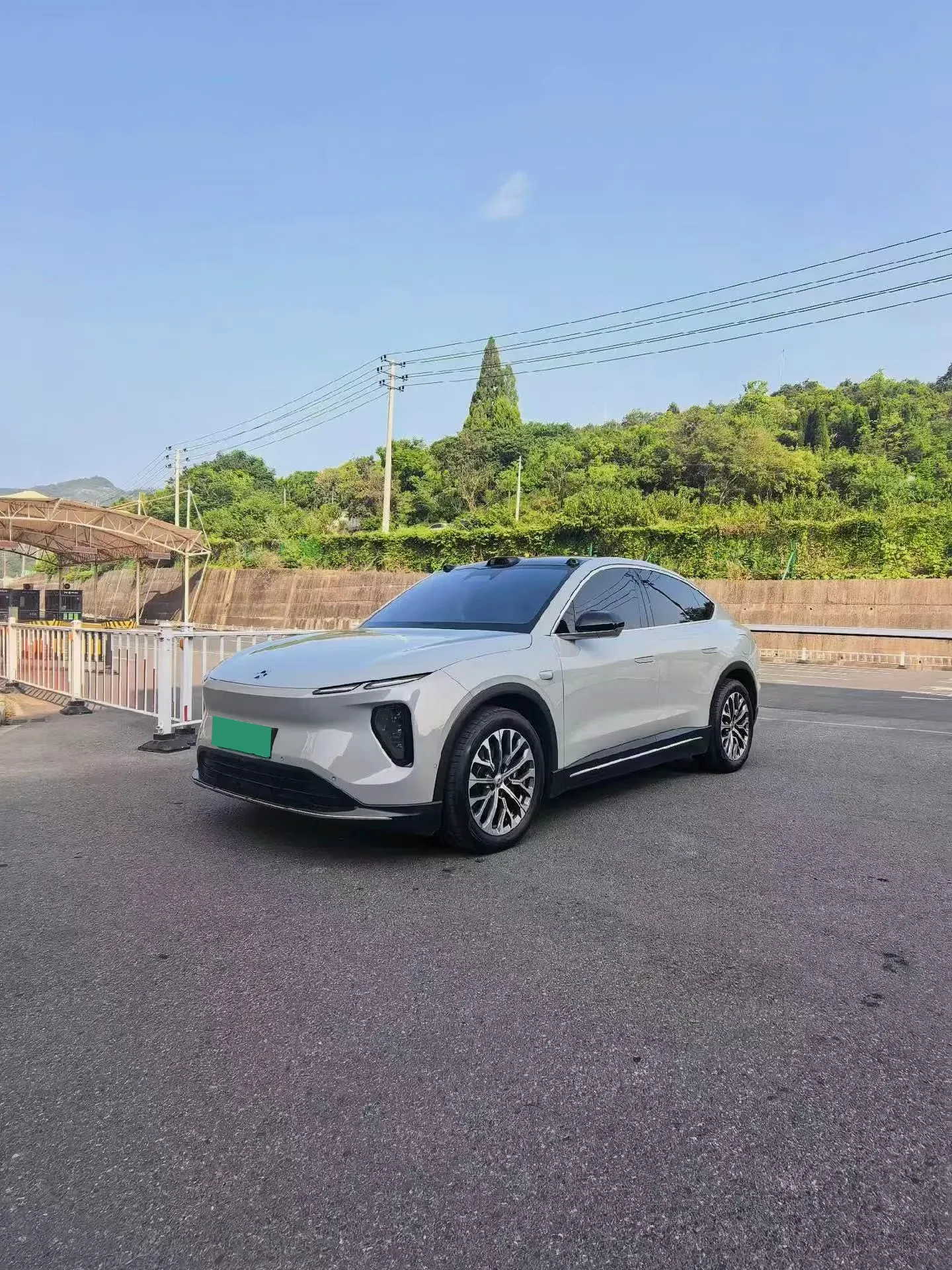 NIO EC6
