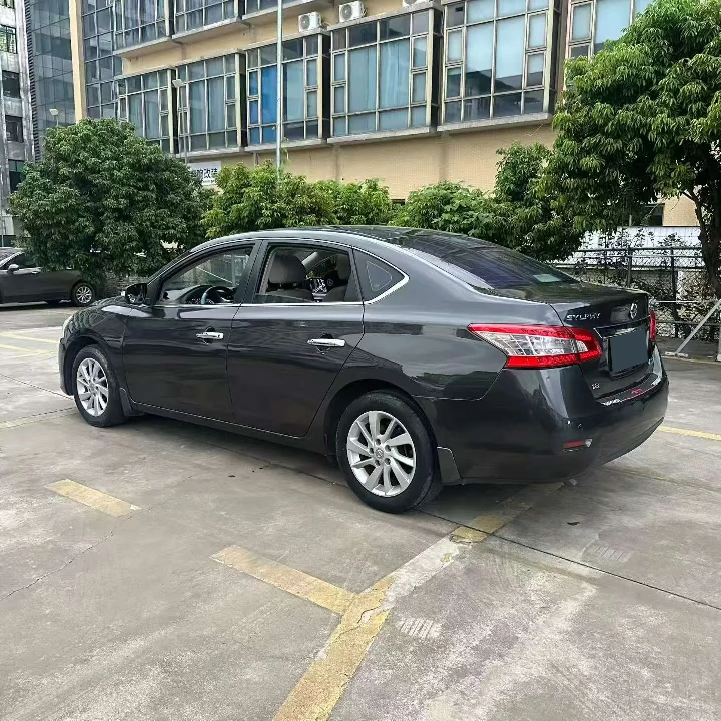 Nissan Sylphy 1.8