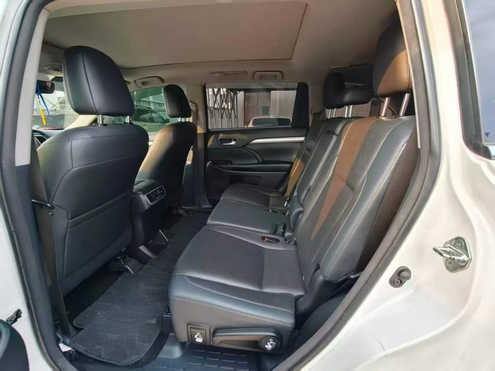 Toyota Highlander 2018 2.0T AWD Premier 7 мест
