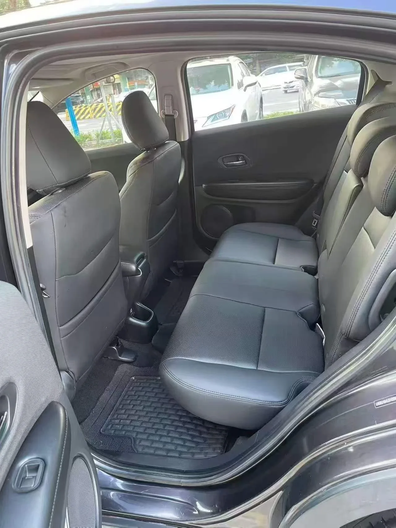 Honda Vezel 1.5 Automatic