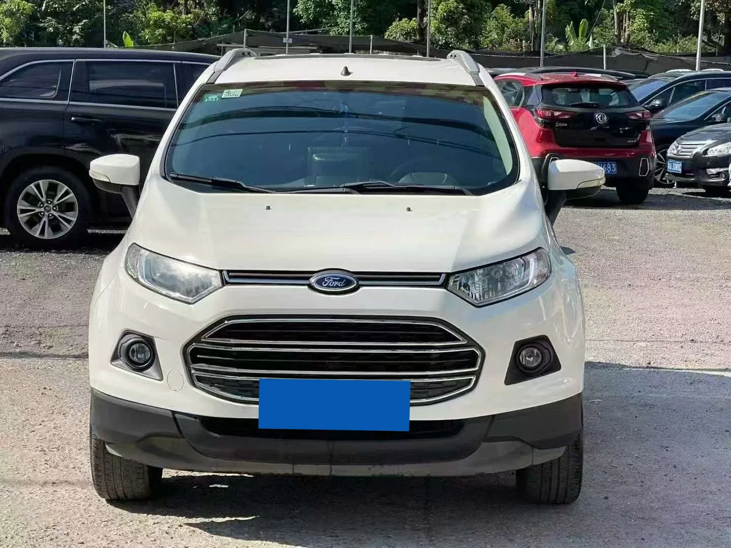 Ford EcoSport 1.5L с автоматической коробкой передач
