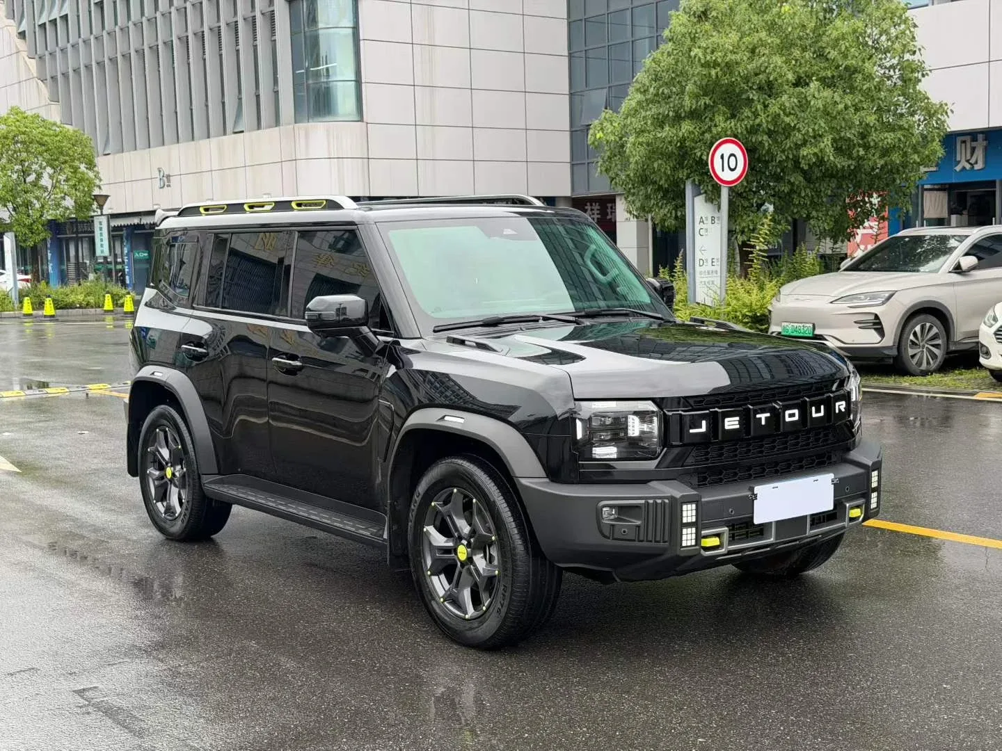 Jetour Traveler 2.0T 4WD