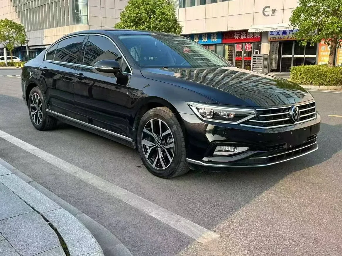 Volkswagen Magotan 330 TSI