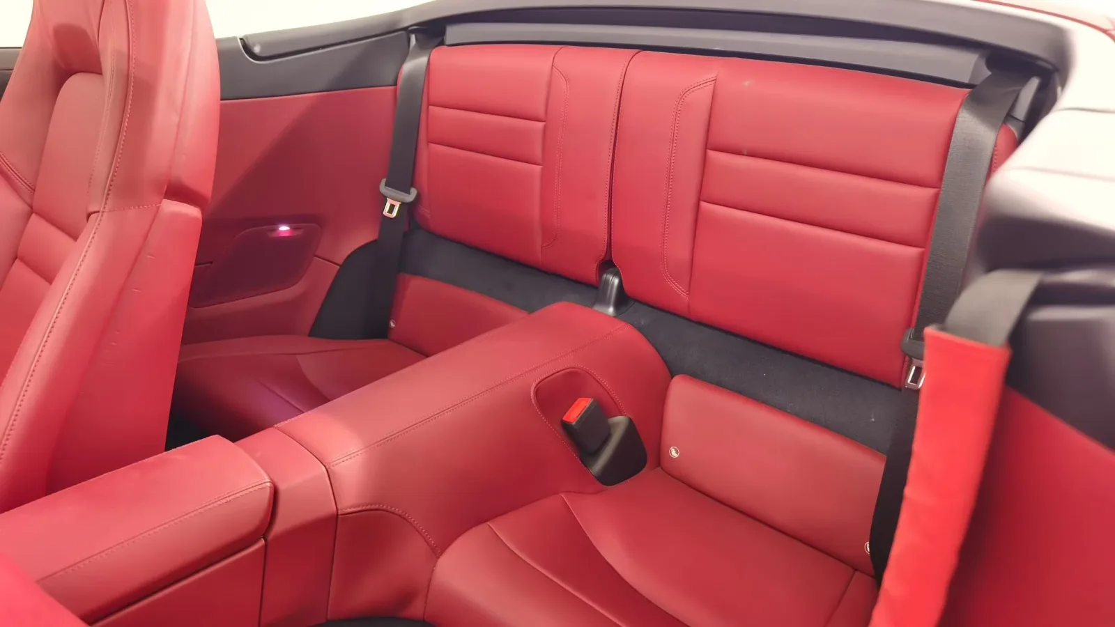 Porsche 911 Carrera Cabriolet