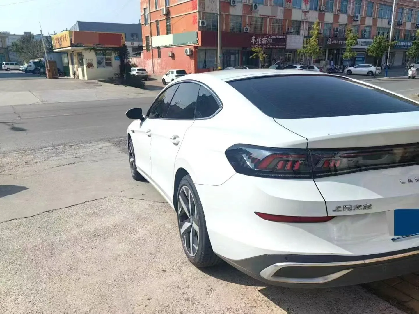 Volkswagen Lamando L