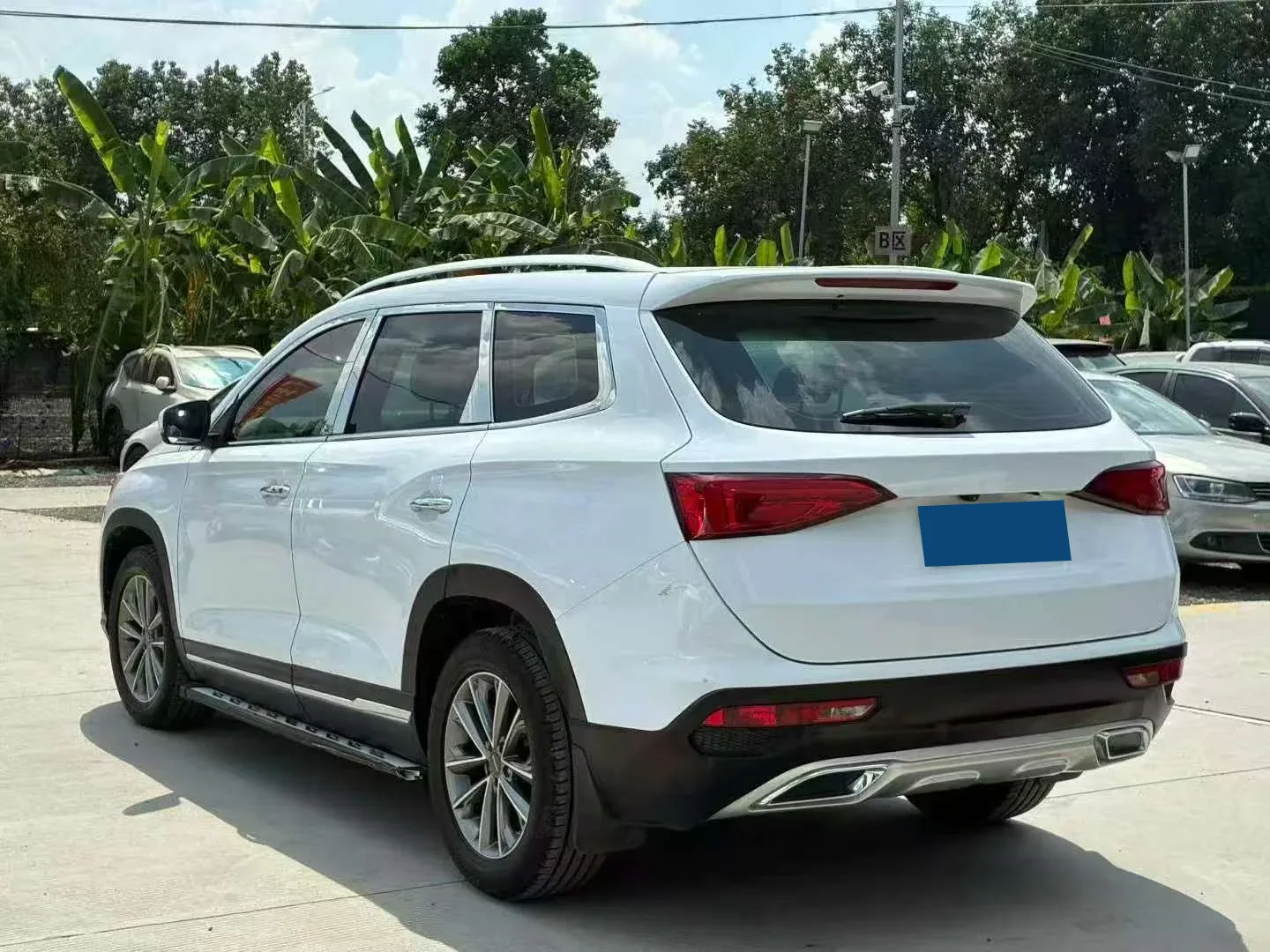 Jetour X90 7 мест, бензин
