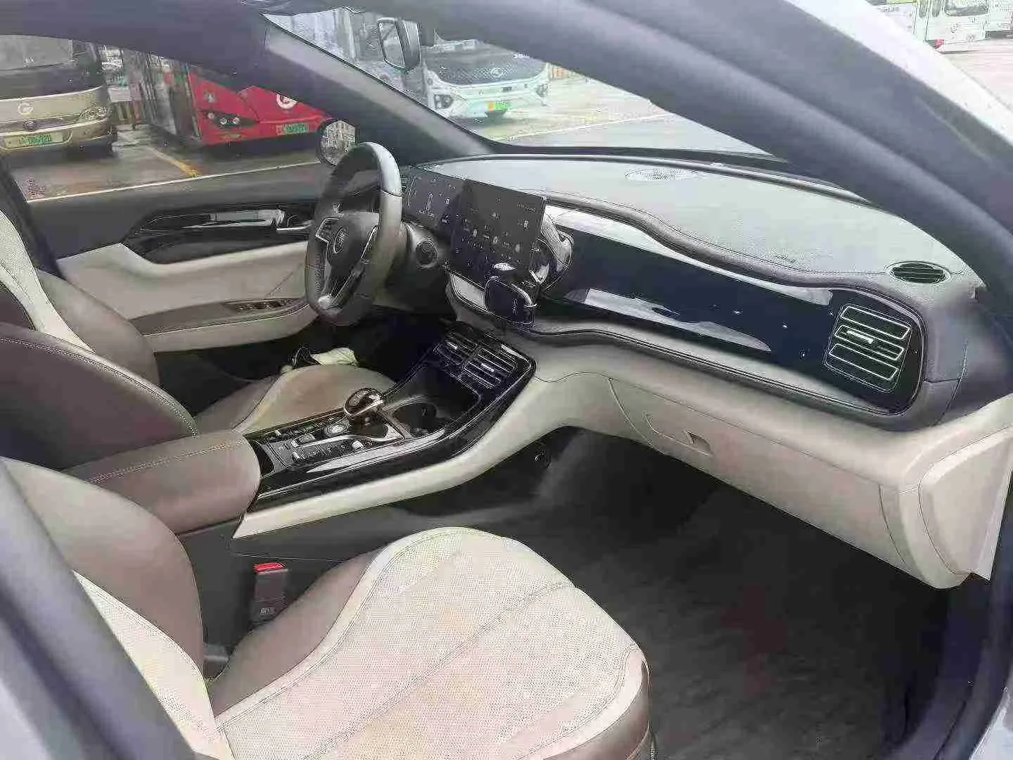 BYD Qin PLUS DM-i