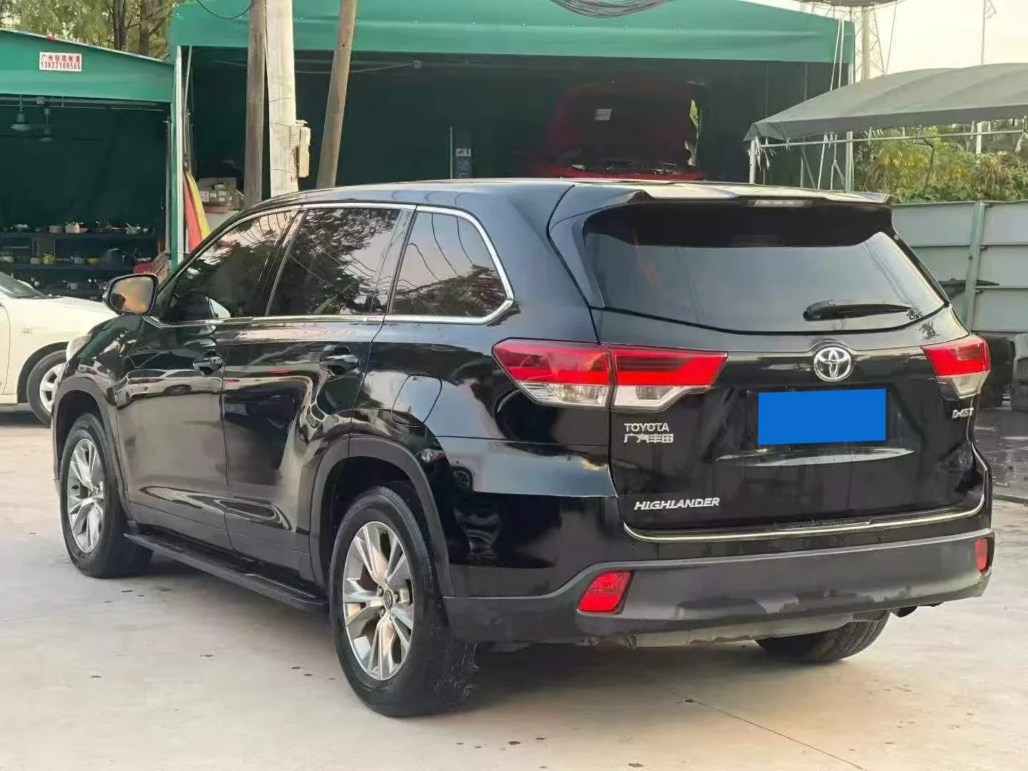 Toyota Highlander 2WD Elite, 7 мест