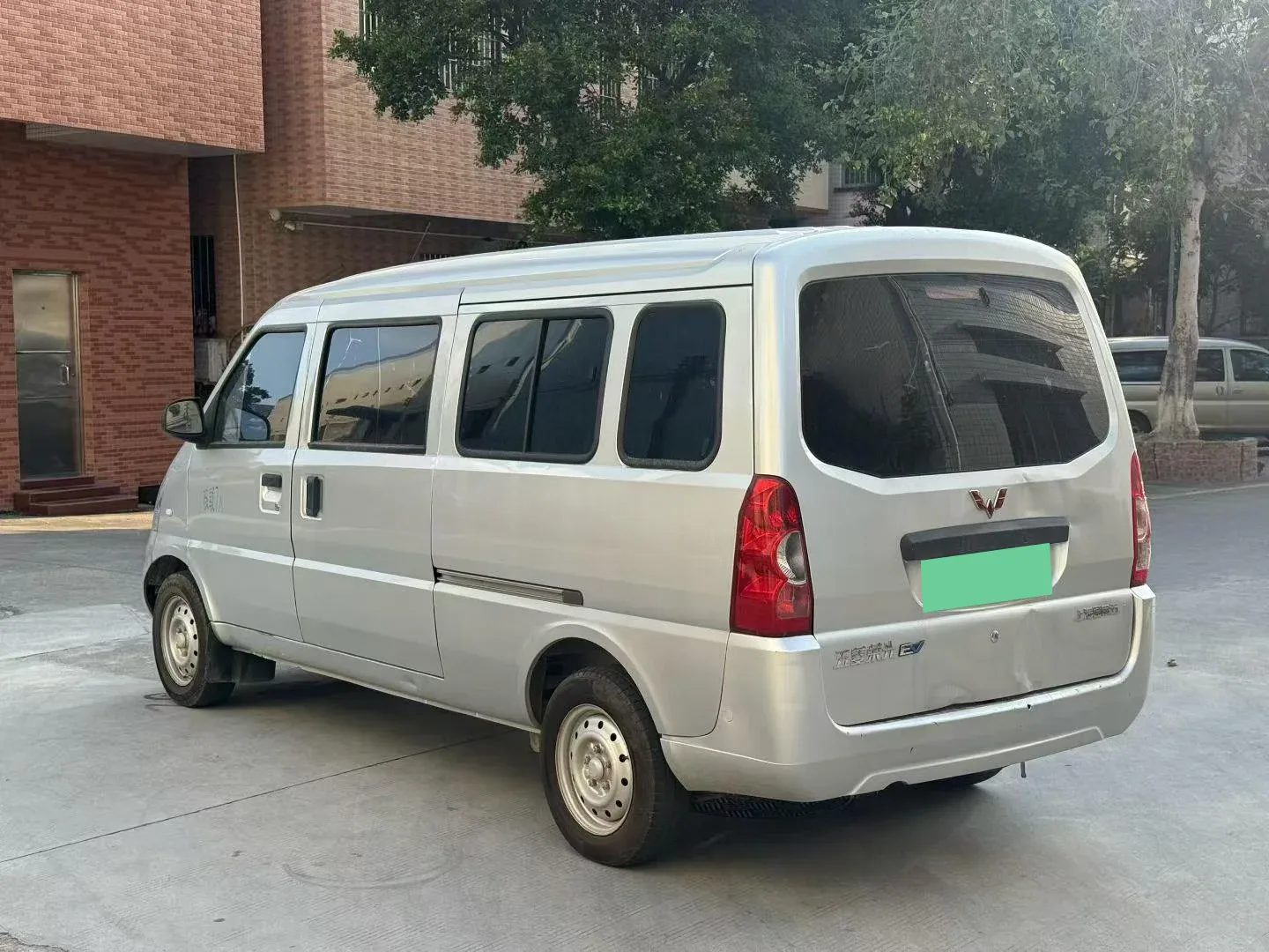 Wuling Rongguang EV