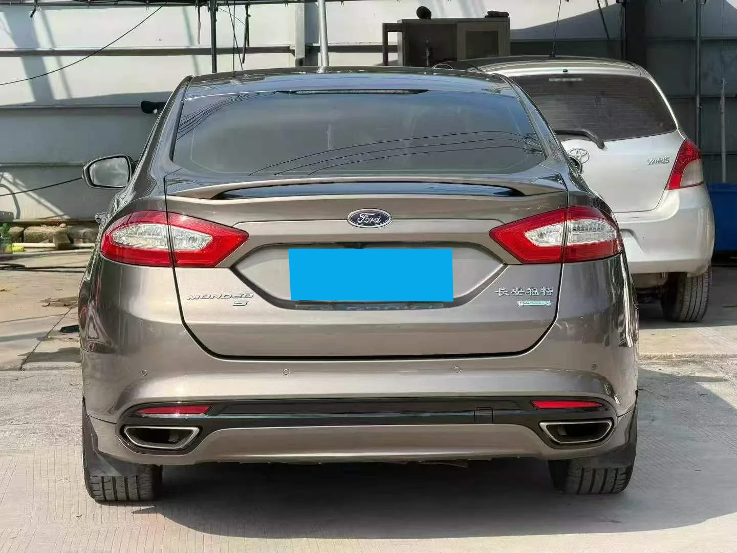 Ford Mondeo sedan