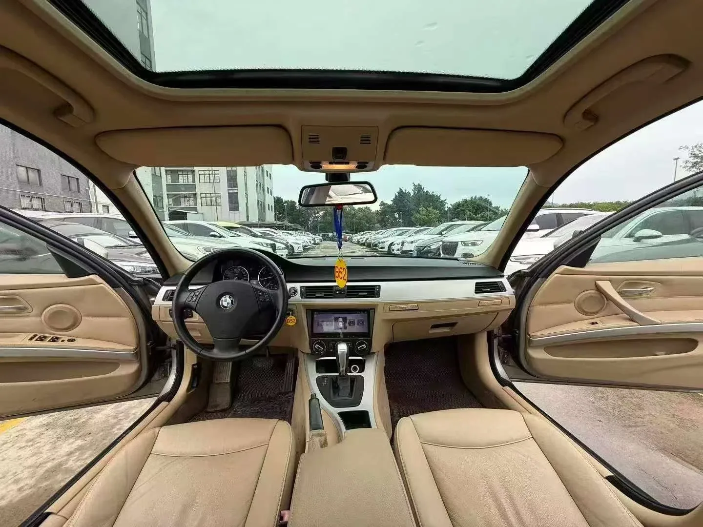 BMW 318i 2009