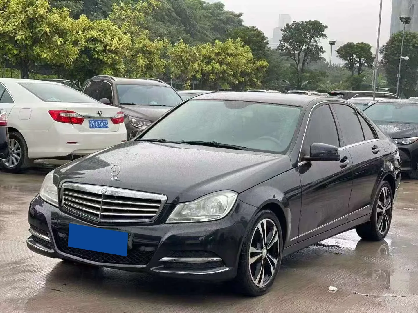 Mercedes-Benz C 260