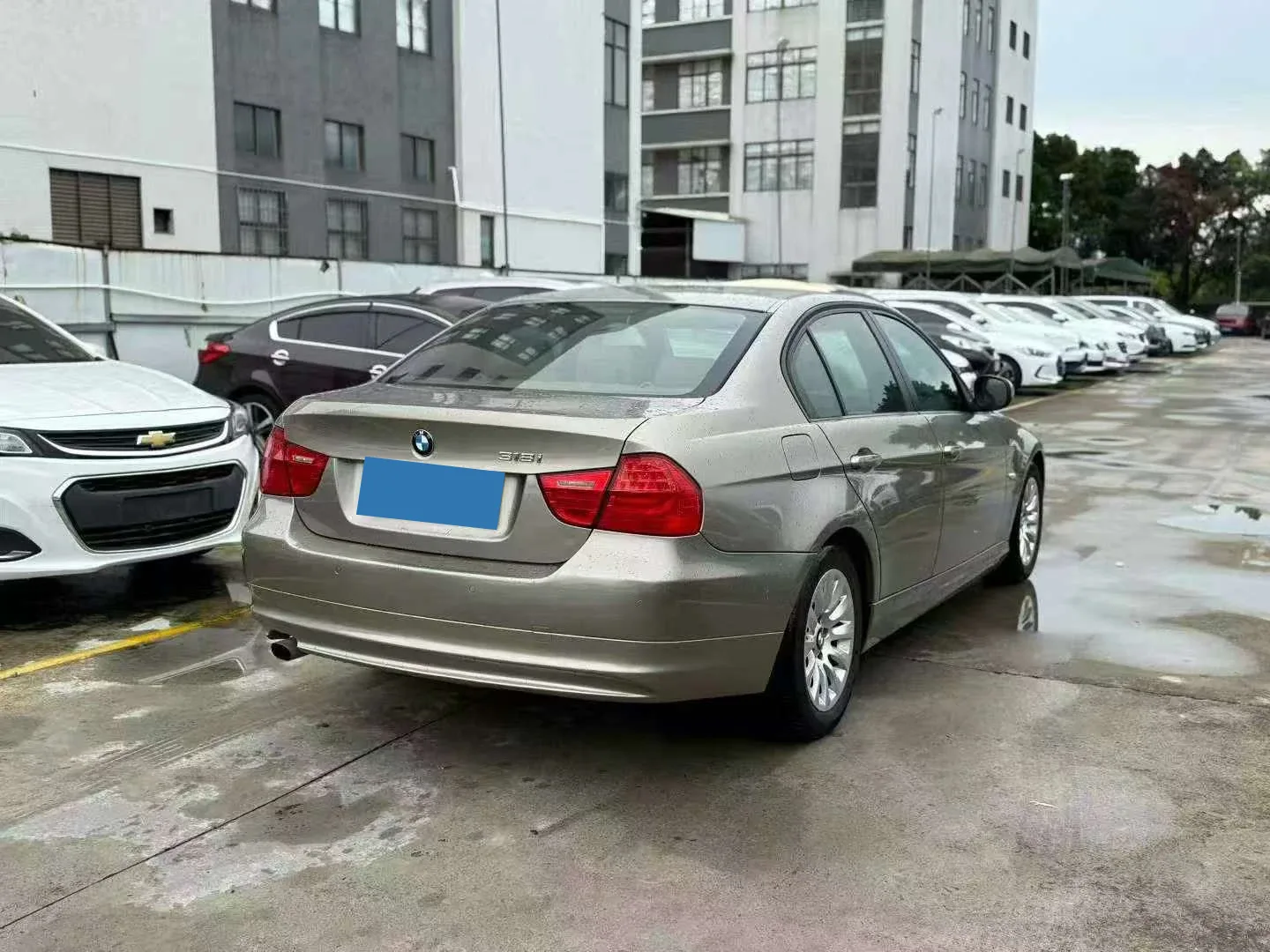 BMW 318i 2009