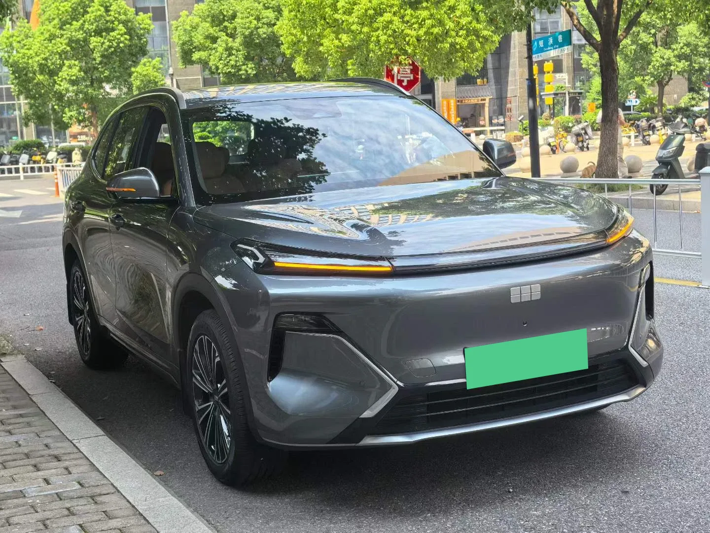 Geely Galaxy Starship 7 EM-i