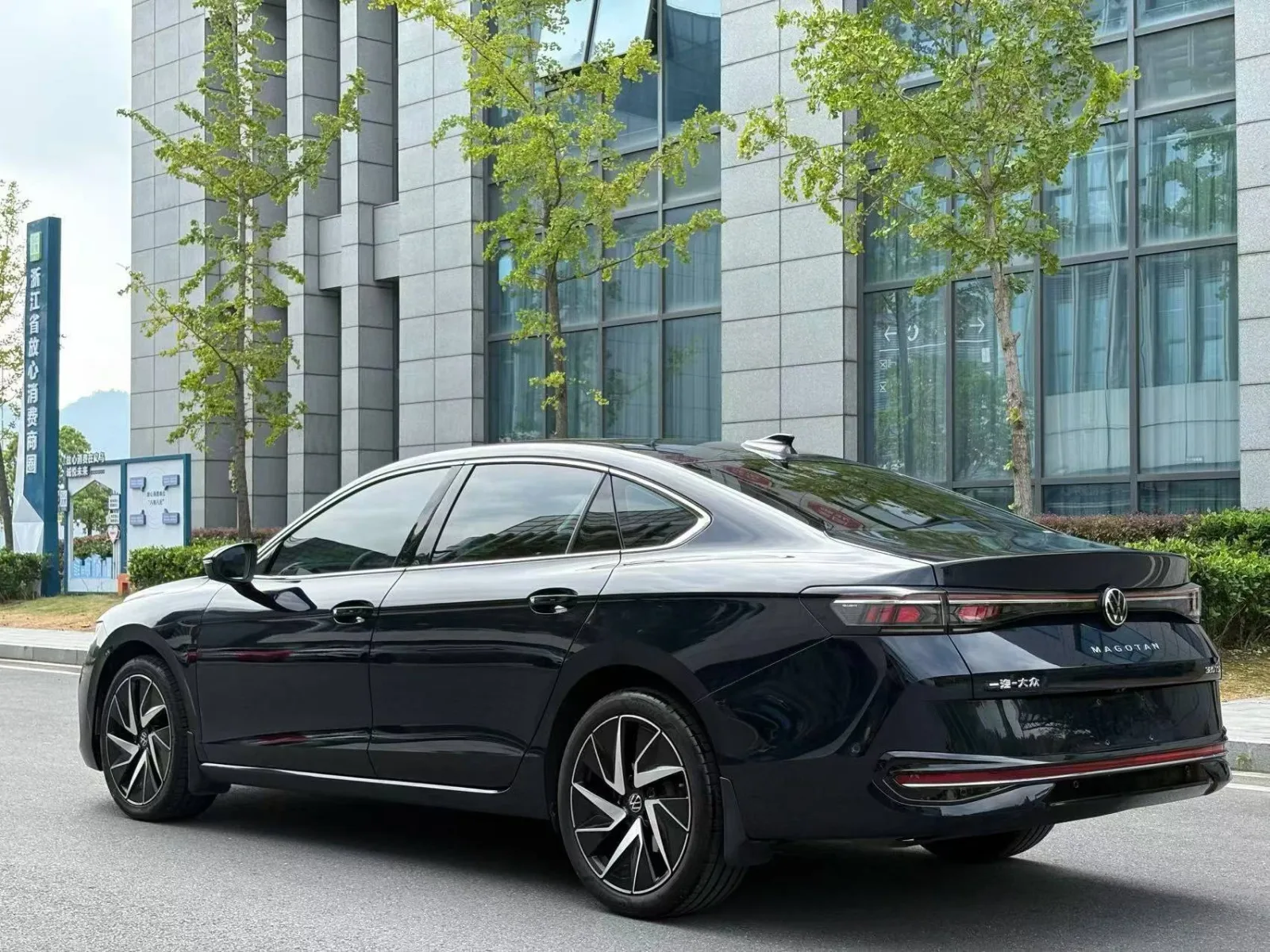 Volkswagen Magotan 2024
