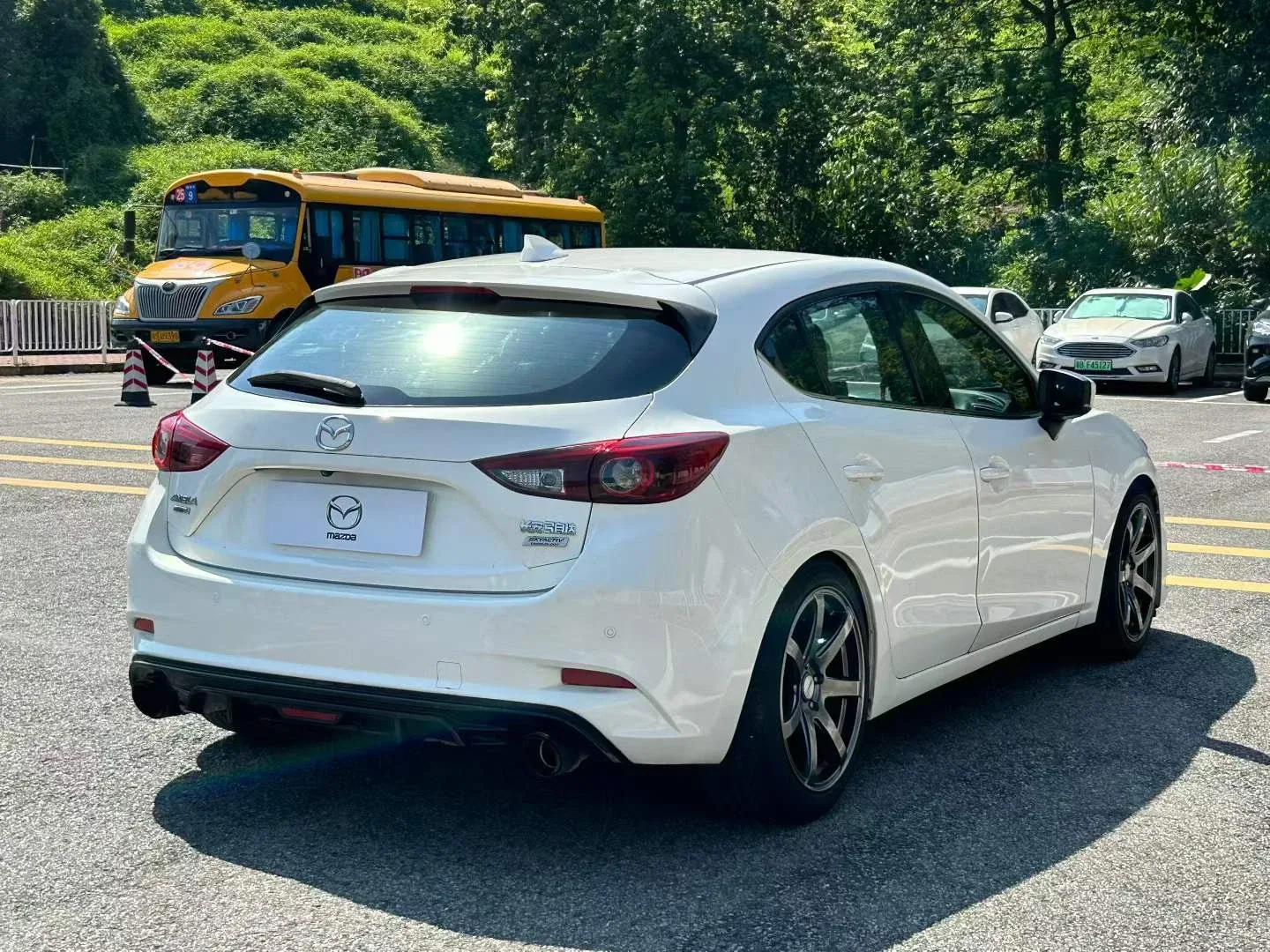 Mazda Axela Hatchback 2.0