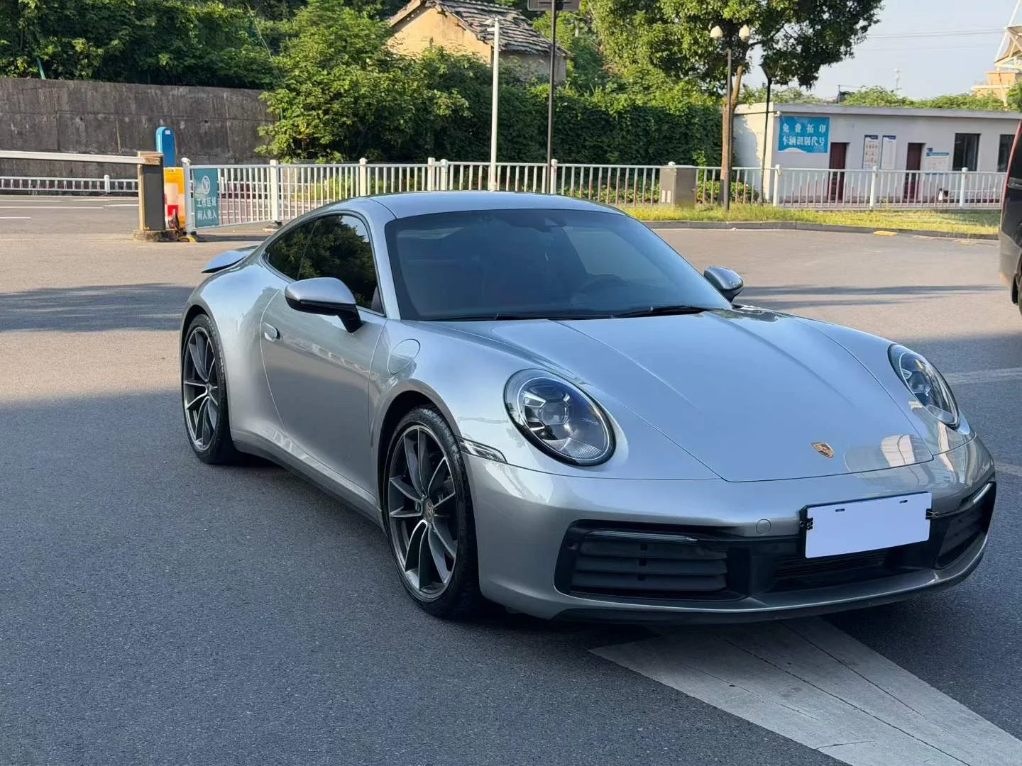 Porsche 911 Carrera