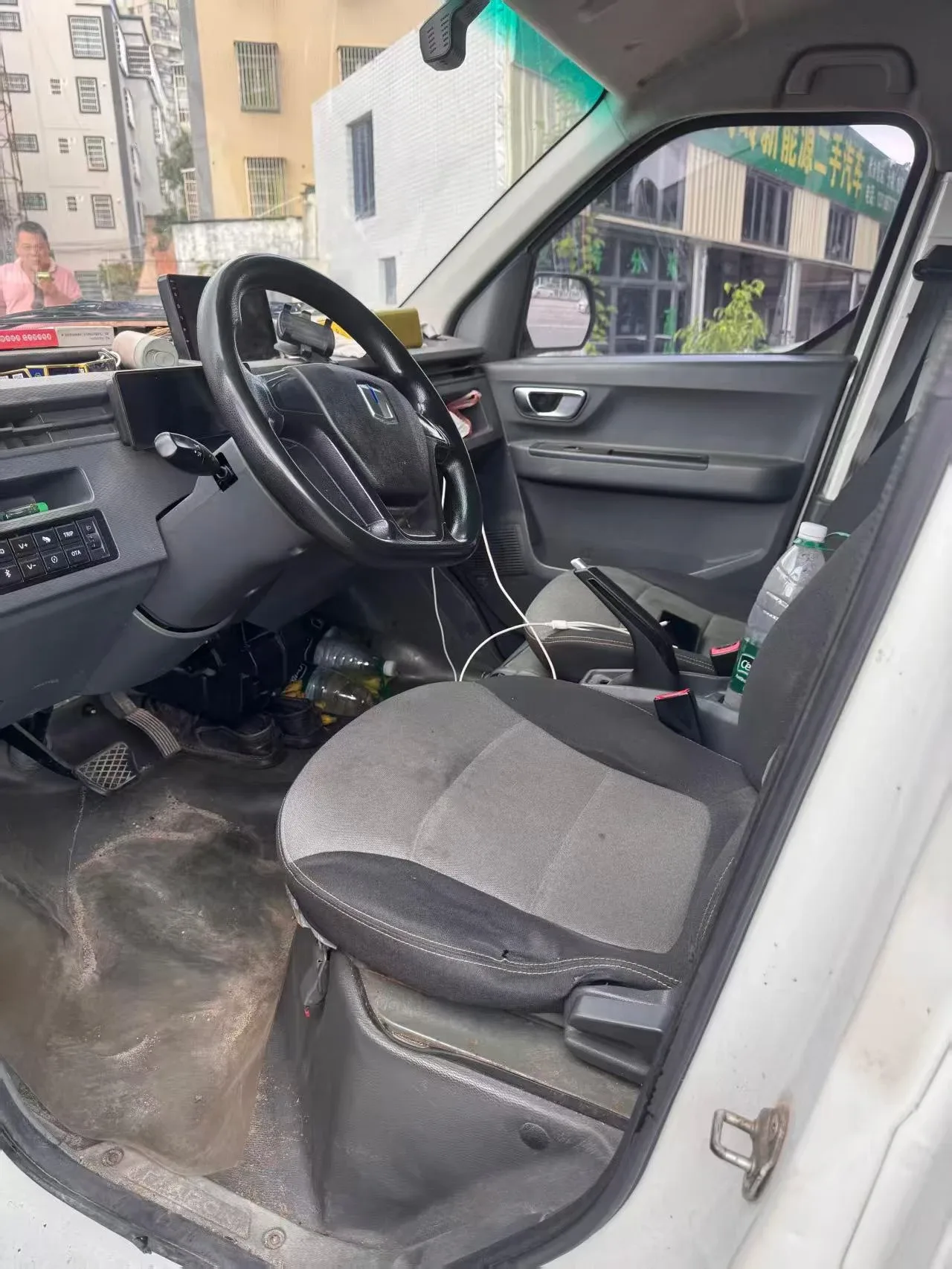 Farizon V6E Electric Panel Van