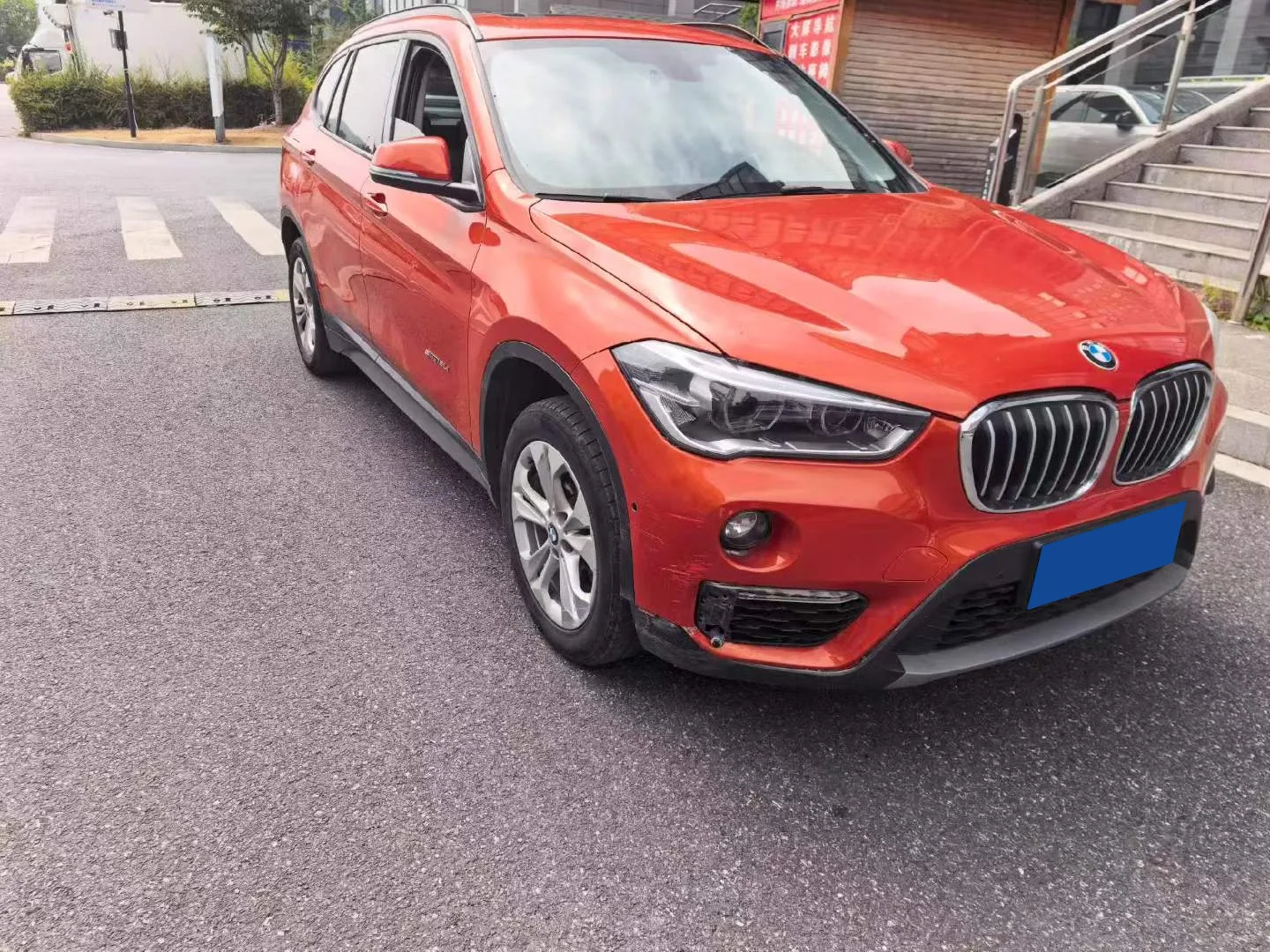 Used BMW X1 Orange