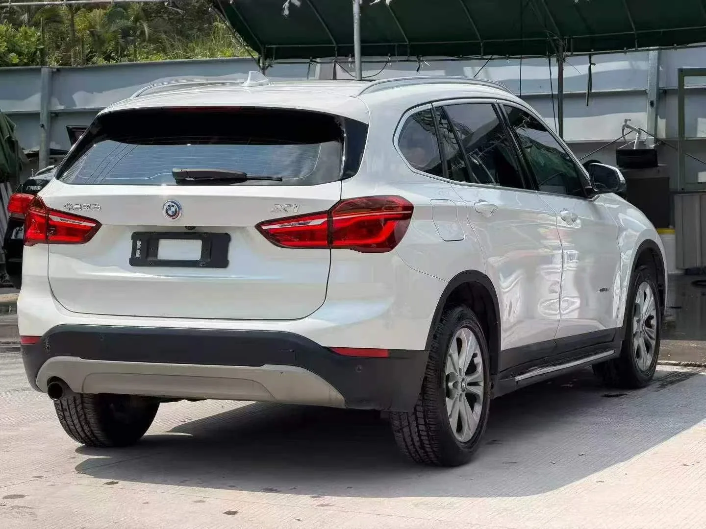 BMW X1 sDrive18Li