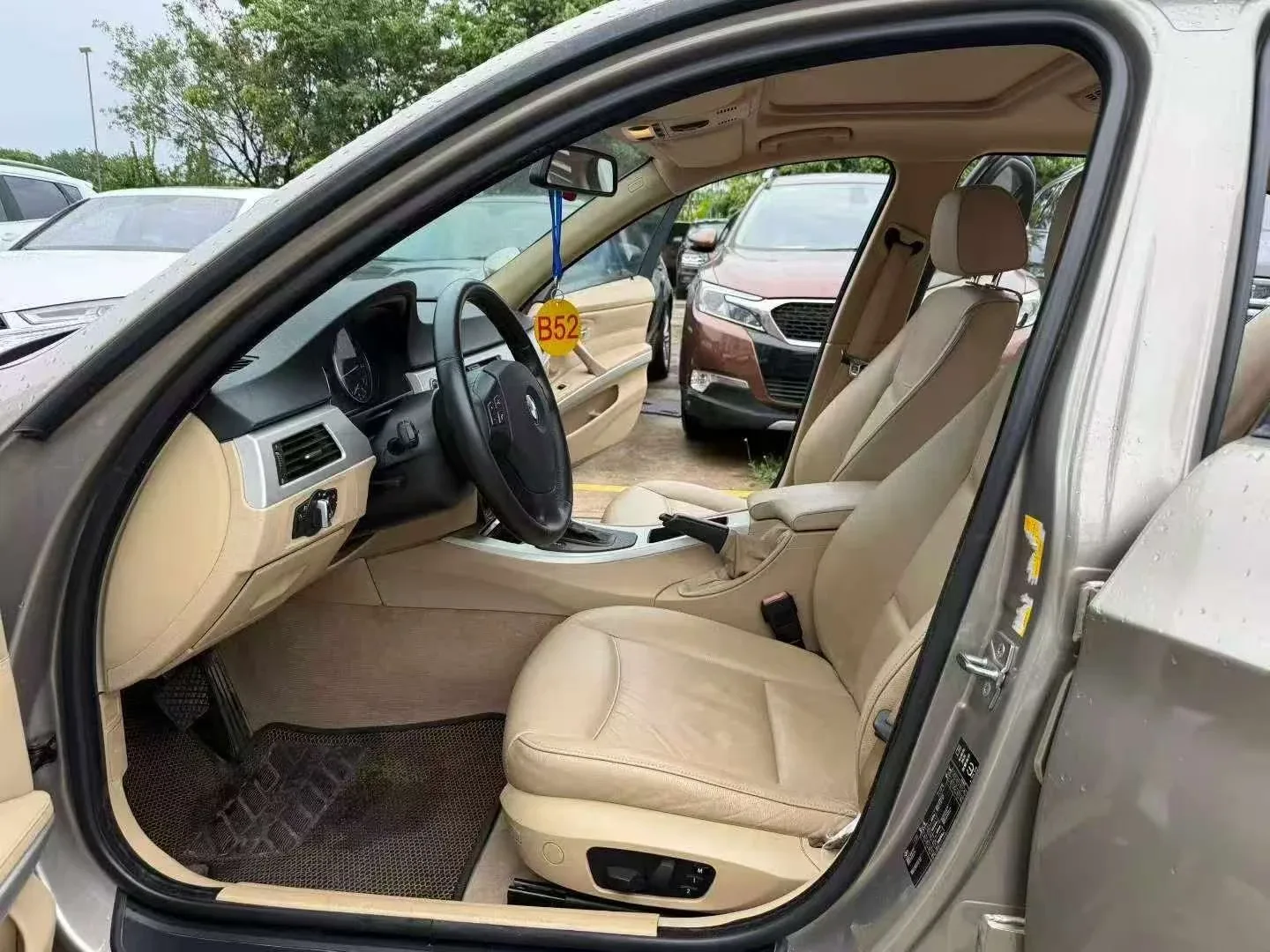 BMW 318i 2009