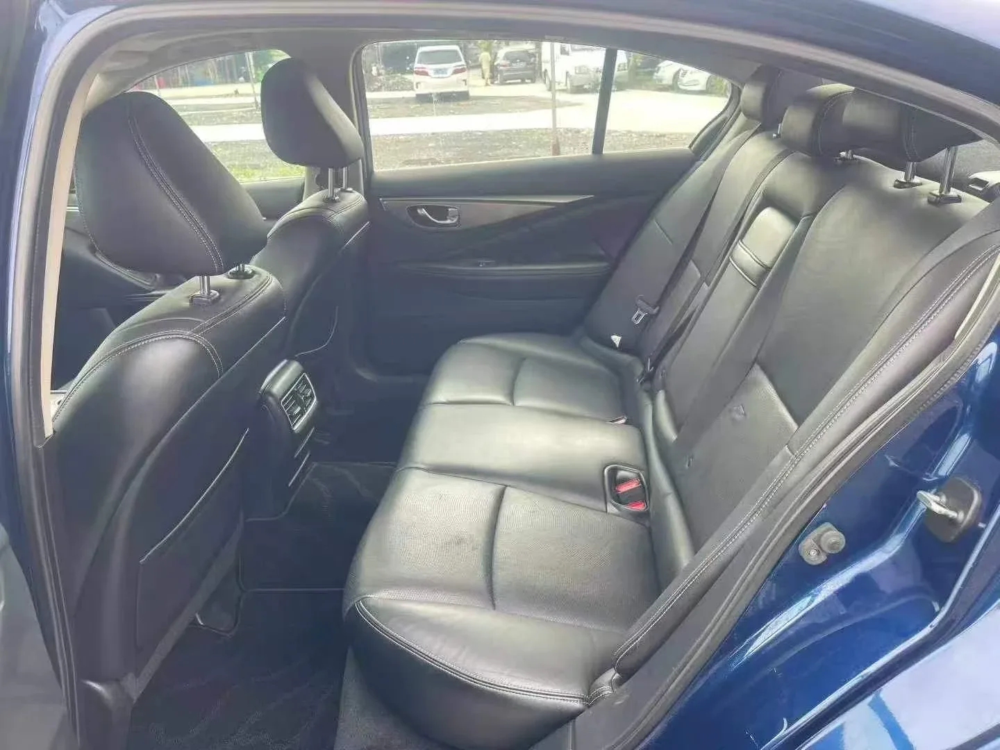 Infiniti Q50L 2.0T