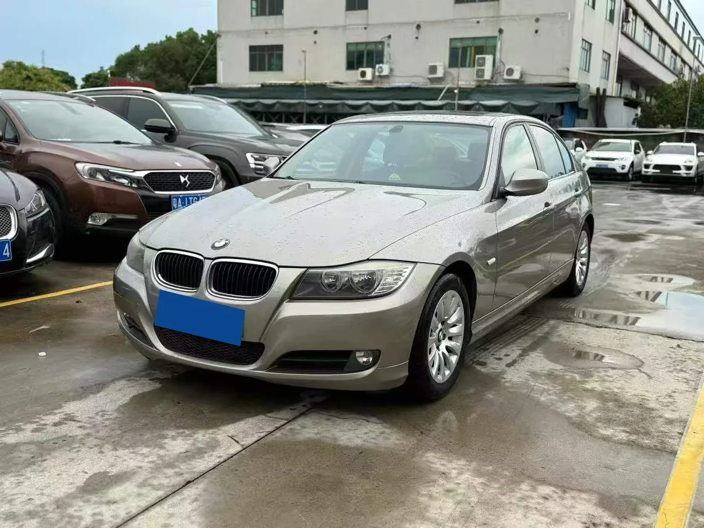 BMW 318i 2009