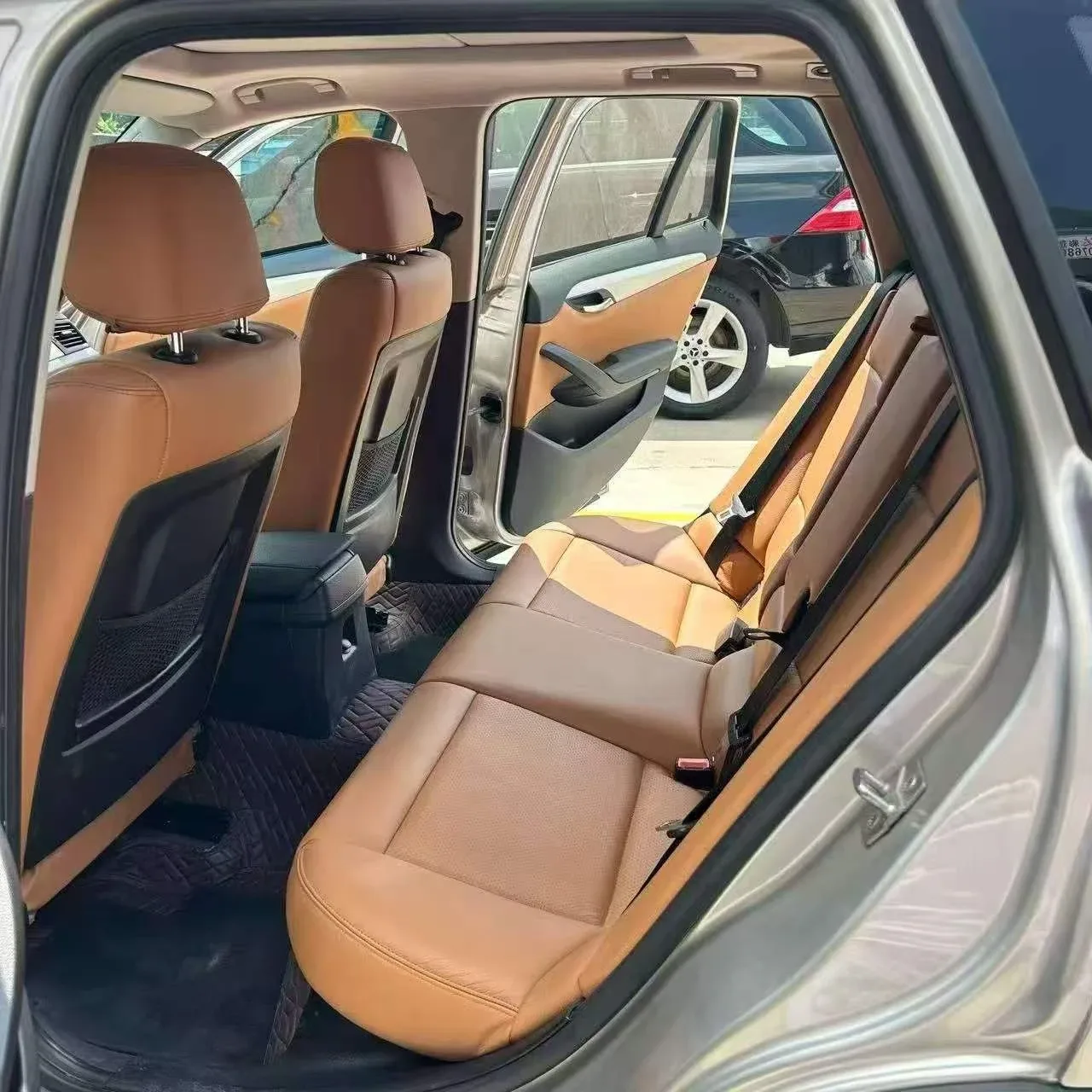 BMW X1 2.0L автомат