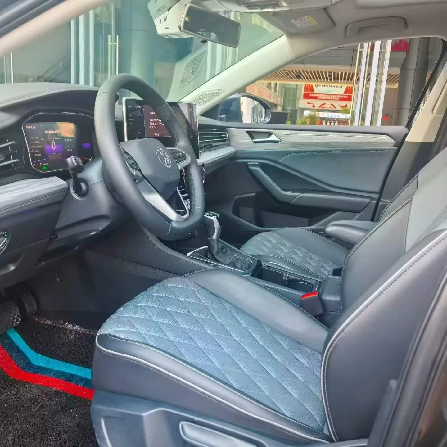 Volkswagen Sagitar 1.5T 300TSI