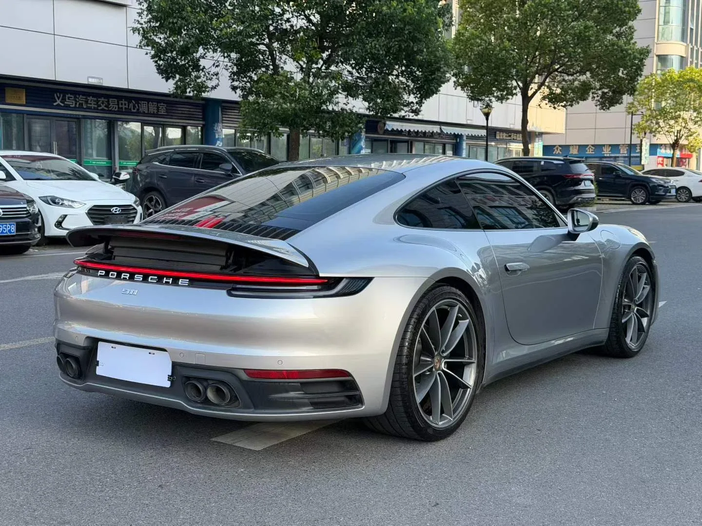 Porsche 911 Carrera