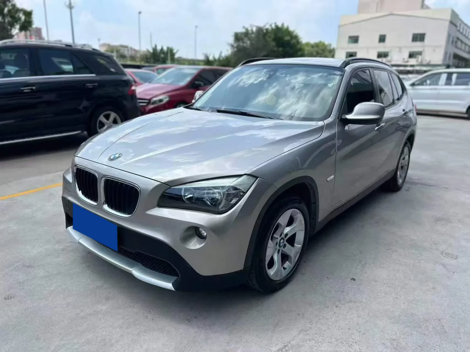BMW X1 2.0L автомат