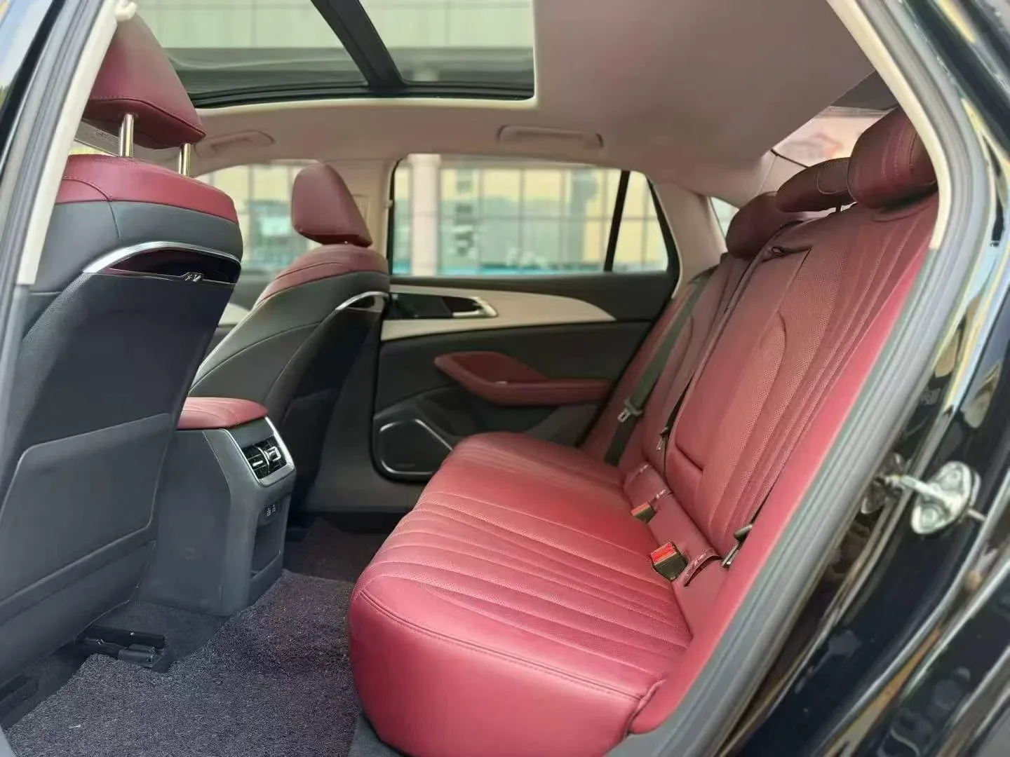 Hongqi H5 1.5T 2025