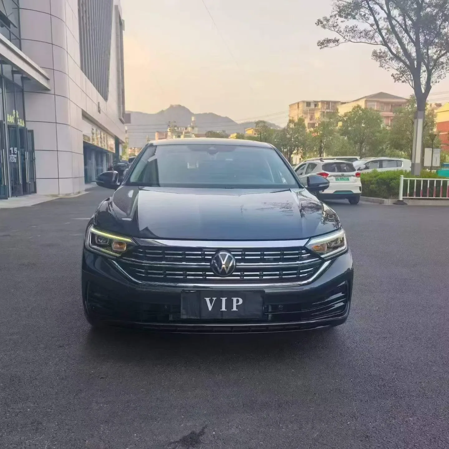 Volkswagen Sagitar 1.5T 300TSI